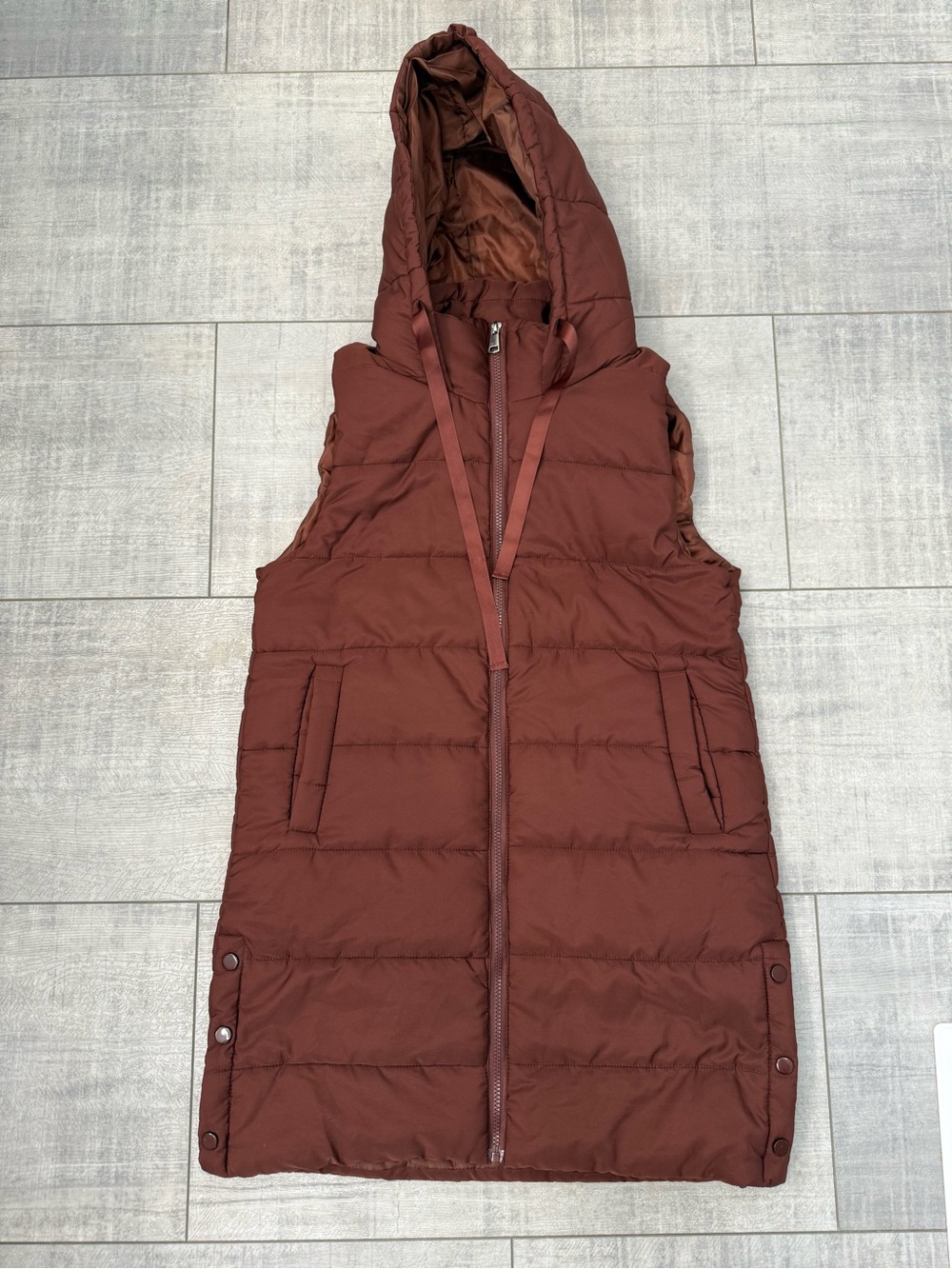 Sleeveless Hooded Puffer Vest in Burnt Brown